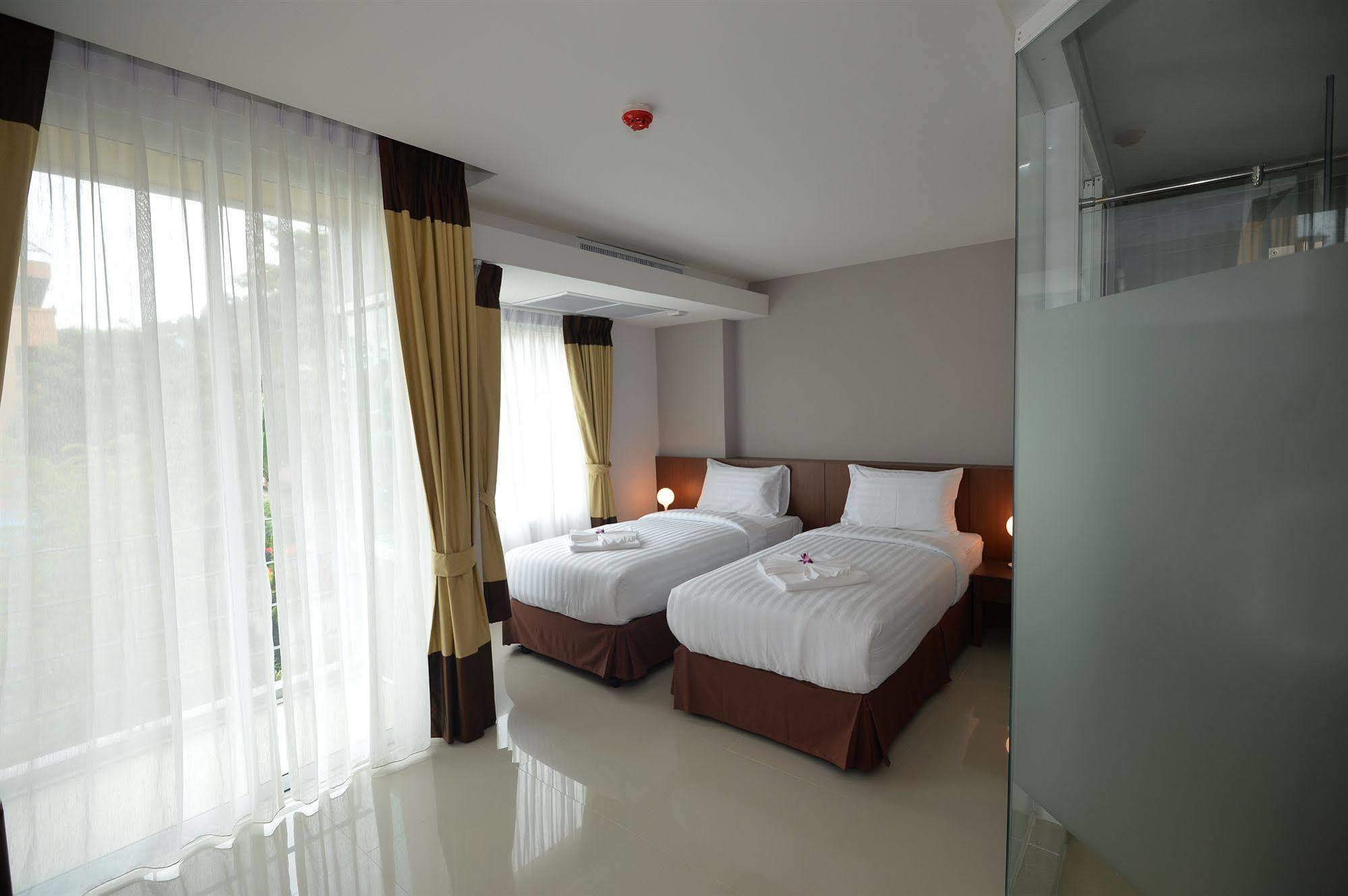 Baan Lukkan Patong Resort Phuket Εξωτερικό φωτογραφία